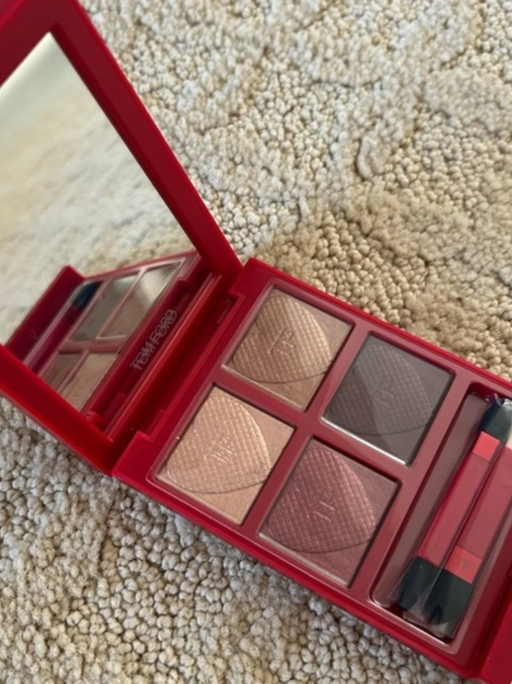 Tom Ford Red Compact Eyeshadow Quad In 04 Honeymoon